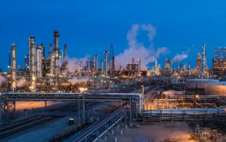 Oil Moves Higher On Largest Crude Draw Since January
