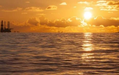 Despite announcements last year that it is striving for net-zero carbon emissions by 2050, Norway has now said it will go full steam ahead in its oil ventures over the coming decades. 